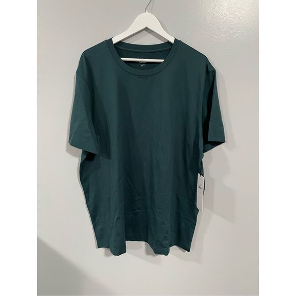 ALO Yoga Men’s Conquer Reform Crew Neck Short Sleeve 2XL XXL M1205R Green NWT - Picture 1 of 6